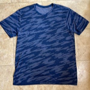 Lululemon Metal Vent Tech Short Sleeve Shirt 2.0 Navy Blue Pattern XXL
